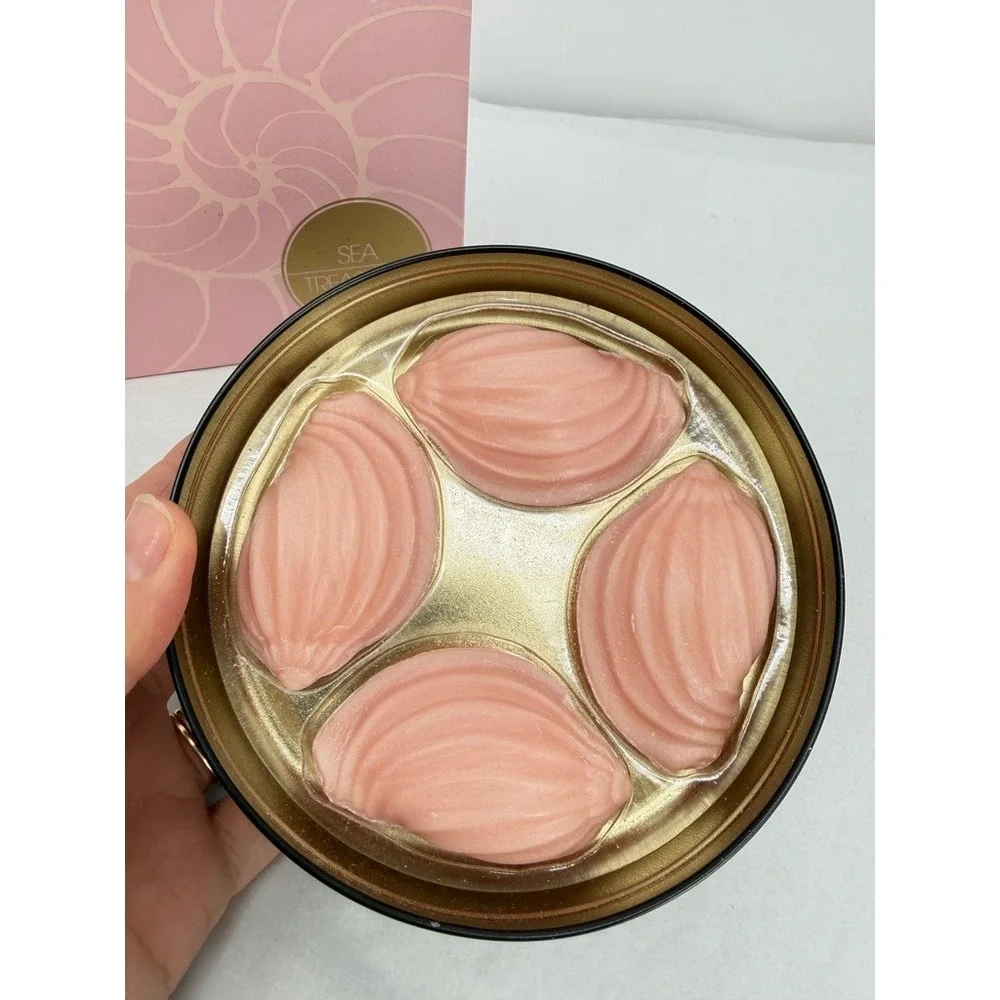 Avon Sea Treasures Shell Guest Soaps Vintage Pink Nautical Decor 4oz NOS in Tin